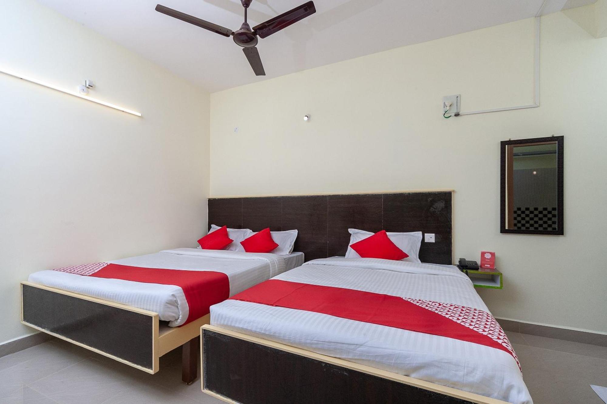 Oyo Hotel Sannidhi Residency Tirupati Dış mekan fotoğraf