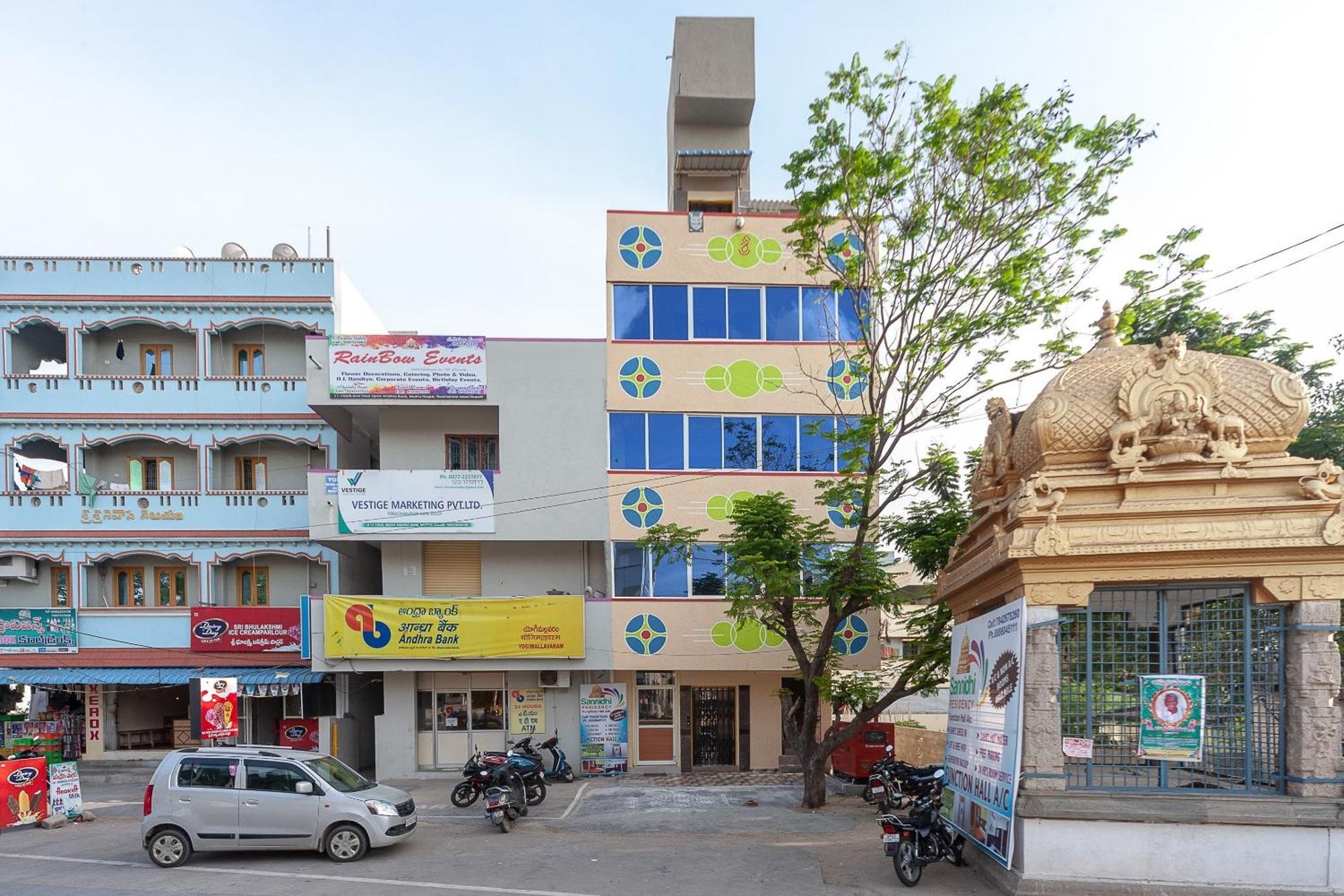 Oyo Hotel Sannidhi Residency Tirupati Dış mekan fotoğraf